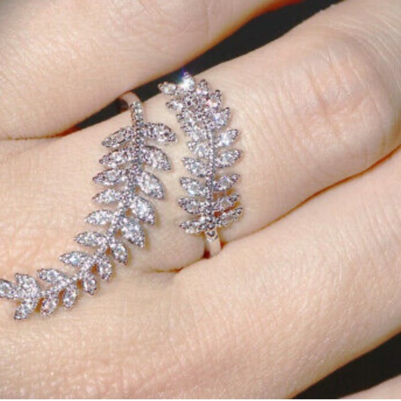 New Sterling silver luxury adjustable ring - Picture 3 of 5